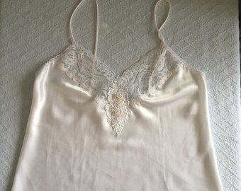 Vintage 80's silky lacie white camisole