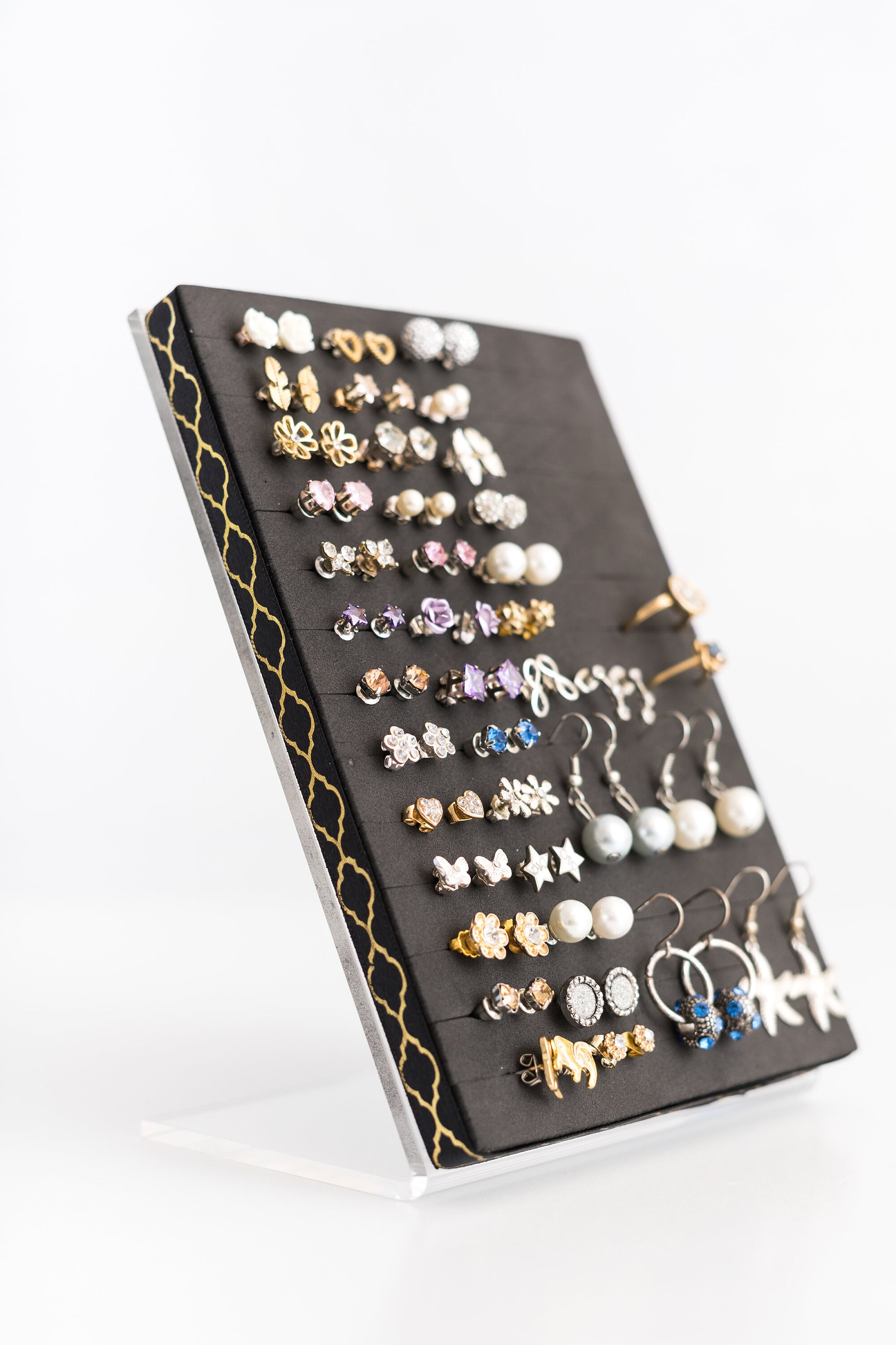 Post Earring Organizer Gold Quatrefoil Ribbon Hook & Stud