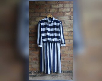 80s vintage blue and white stripe pleated dress