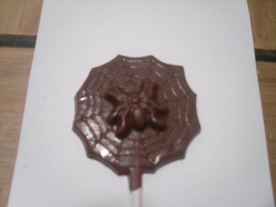 Spider and spiderweb lollipops