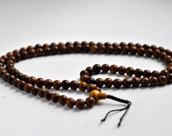 108 wood mala, size 8 mm (black cord)