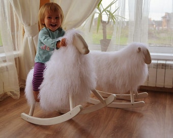 Rocking sheep Sweet lamb