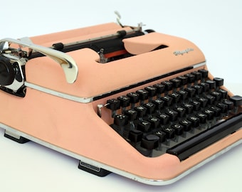 Typewriter OLYMPIA SM 2 - Working typewriter - pink typewriter with case