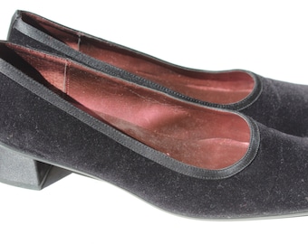 Vintage Nina Velvet and Satin Black Square Toe Size 8 1/2 Satin Pump Heels