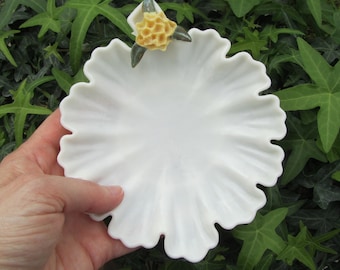 Vintage Soap Dish with Yellow Flower Plastic Bathroom Accessories Marly