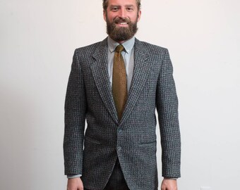 Vintage Tweed / 1970's Mens Charcoal Grey Wool Holt Renfrew Sports Coat / Pure Virgin Wool Jacket / Union Made by Alexander Julian / Size 38