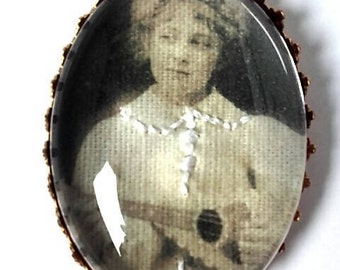 Agatha Christie hand embroidered brooch