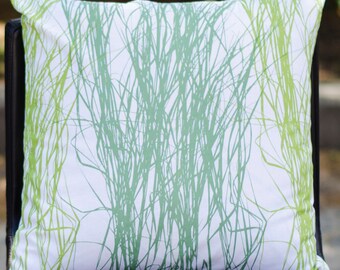 18x18" Marimekko Pillow Cover | Handmade Pillow | Pattern: Heinä by Maija Isola | Green pillow | 45x45cm