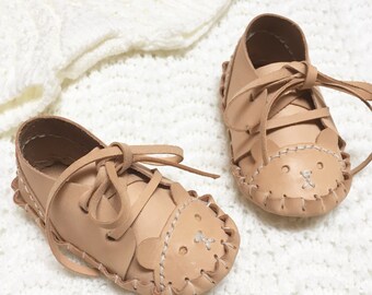 handstitched leather "Osos" baby shoes