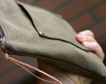 Waxed canvas case - waxed canvas pouch - waxed canvas bag - waxed canvas purse - pencil case - traveller case - waxed cotton pouch