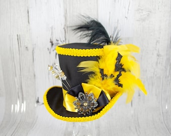 Black and Yellow Bat Hat Mini Top Hat Fascinator, Alice in Wonderland, Mad Hatter Tea Party, Derby Hat