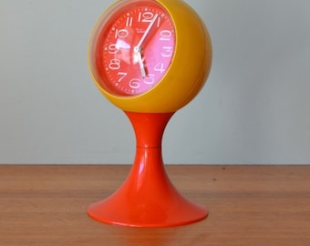 Retro Tulip base Tradition Alarm clock West Germany Space Age plastic fantastic west german
