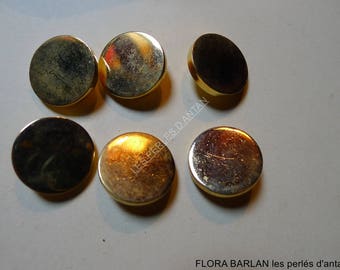 6 vintage buttons hight quality