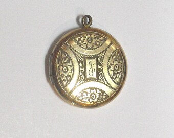 Vintage Laroco Gold Filled Etched Locket