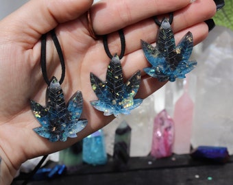 Orgonite® - Orgonite® Pendant - Weed Leaf - Necklace - Handmade - Orgone Generator® - Crystals - Gift - EMF Protection - HoodXHippie