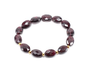Oval Multifaceted Gemstone Bracelet