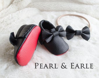 Red Bottom Baby Moccasins, Red Sole Baby shoes, Baby Loub, Loub Inspired, Baby Leather Moccasins, Toddler Moccasins, Baby Shoes, Newborn