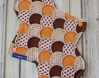 10" regular cloth pad/ incontinence pad/ mama cloth/ cotton lycra / Made by Mother