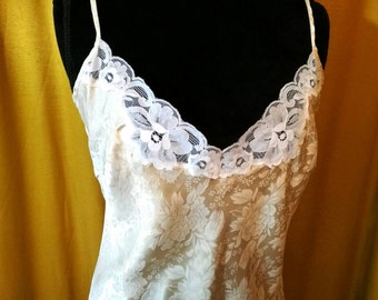90s Vintage Creme Lace Slip M/L