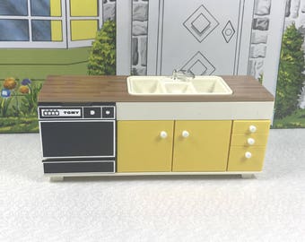 TOMY KITCHEN UNIT, Plastic Sink, Dishwasher, Storage, 1970's, Smaller Homes & Garden, 1:18 Scale, Vintage Miniature Dollhouse Furniture