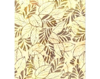 Patchwork fabric batik pattern of leaves, tone beige and off-white/yellow, 100% cotton REF 116/9201