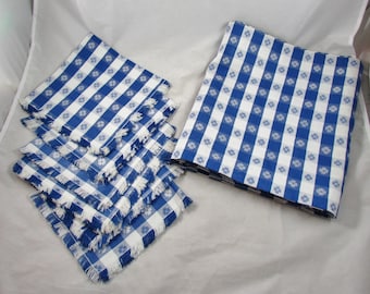 Blue White Check Table Cloth with 6 Napkins Picnic Glamping Vintage