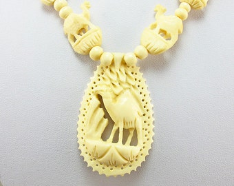 Vintage Carved Bone Necklace Vintage Bone Beads Vintage Jewellery Goodoldbeads UK