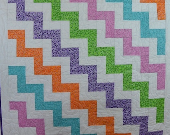 Zigzag Quilt of Many Colors Quilt