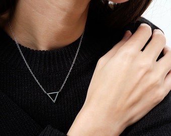 triangle necklace, geometric necklace, dainty necklace, geometric jewelry, everyday necklace, triangle jewelry, triangle, triangle pendant