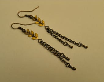 Yellow glazed ears chain earrings