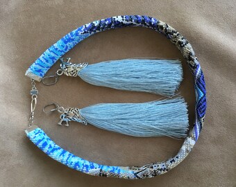 Game of thrones set jewelry Lady Winter necklace House Stark Winter is coming Direwolf earrings Direwolf necklace Wedding blue jewelry