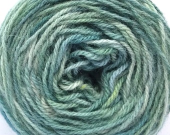 Hand paint pure wool knitting yarn #1842, DK 3-ply worsted 50g/125m cake