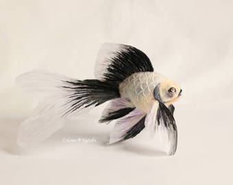 Needle felted goldfish"Adenishiki”