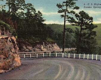 Eureka Springs, Arkansas, Highway 62 - Vintage Postcard - Postcard - Unused (UU)