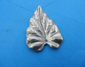 20x30mm metal leaf design antique silver color55501 piece