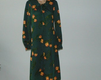 Vintage 70s Midi dress Floral midi dress Elegant dress Green midi dress Long sleeve dress Romantic dress Secretary dress Office dress