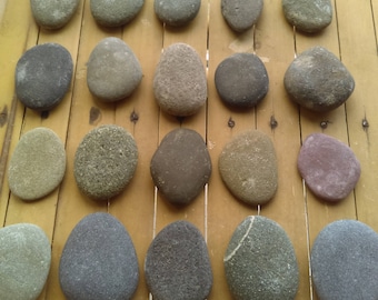 Beach Stone Pebbles, 20 colorful Pieces from the Irish Coast, 2 cm