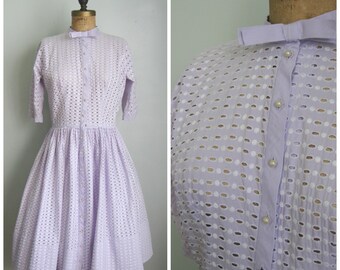 Vintage 1950's Lavender Eyelet Dress// Pearl Buttons// Tailored Junior//