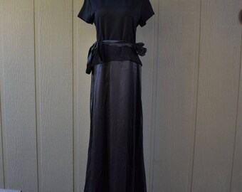 Vintage 1980-1990 Tadashi gown