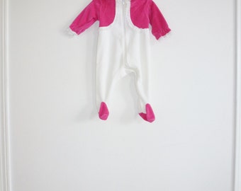 Vintage Pink and White Sleeper