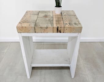 Rustic Distressed Bedside Table LAUAKE in Farmhouse Style made of Restored Scaffold Boards, Wood Side table for Living Room or Boho Bedroom