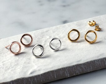 Infinity Circle Stud Earrings, Minimalist Silver Studs, Karma Circle Earrings, Circle Stud Earrings, Dainty Earrings, Contemporary Studs