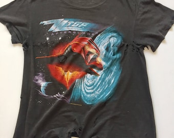 80's ZZ Top t-shirt Vintage black band tshirt paper thin thrashed size Small