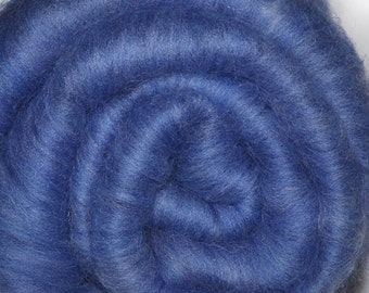 Carded batt for spinning and felting - Drum carded mixed fiber batt - 1.9 ounces - Cold Ocean