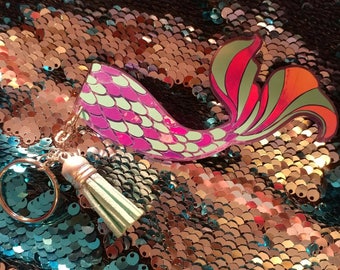 Mermaid tail keychain.