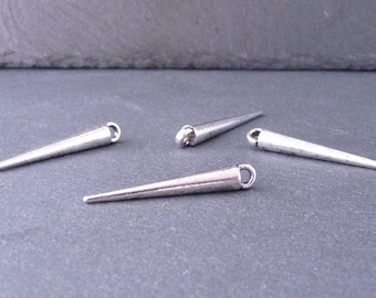 10 Breloques Pendentifs Spikes / Pics 34x5 mm – Couleur argent (BP2003)