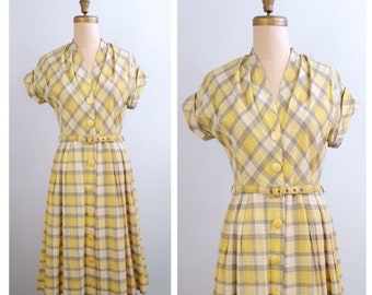 Let the sunshine in! | 1950s yellow white grey plaid dress | 50s plaid shirt dress