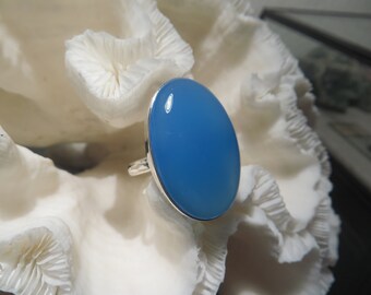 Beautiful Aqua Chalcedony Ring Size 8.25