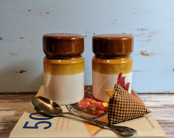 Retro Stoneware Salt & Pepper Shaker 1970s