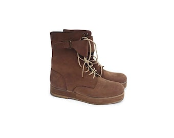 Chelsea suede ankle boots / Chelsea worker Boots / Indie lace up boots / Worker ankle boots / Chelsea boots grunge / Suede boots size 7